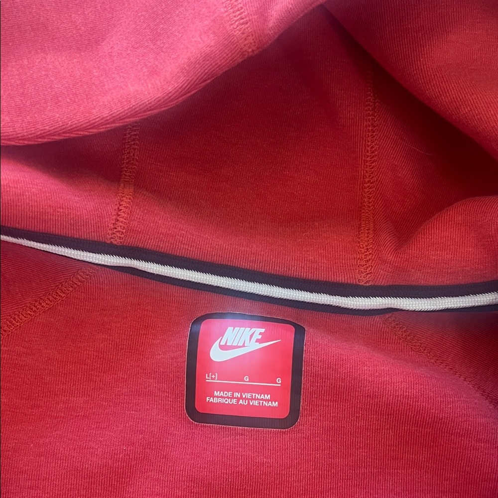Nike Tech Jacket and Pants - Picture 2 of 5